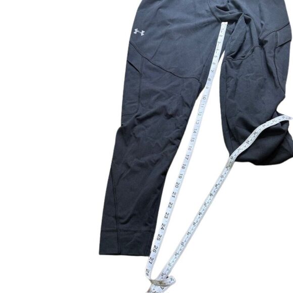 Under Armour Women's UA Favorite Utility Cargo Pants in Black‎ Size Medium - Picture 9 of 10